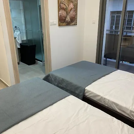 Modern Center Saripolou 2 *