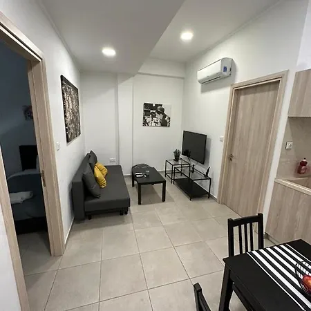 Appartement Modern Center Saripolou 2 *