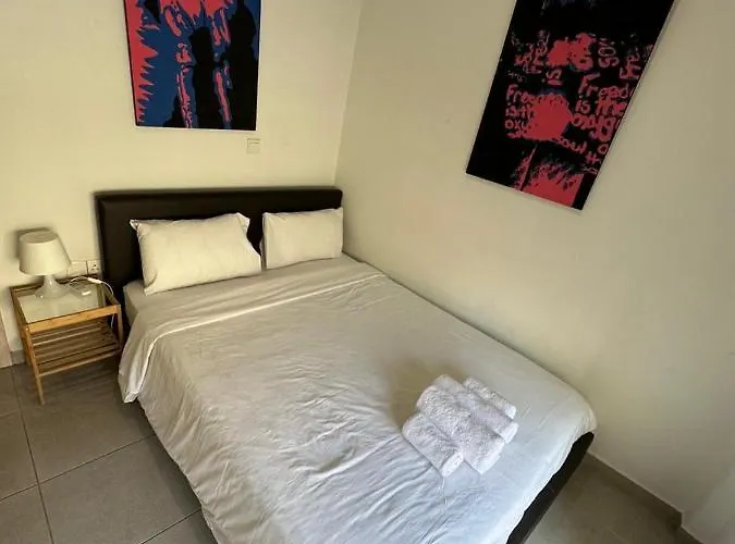 Modern Center Saripolou 2